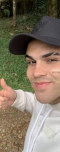 Acompanhante Lucas
