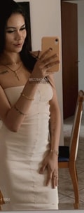 Acompanhante Julia