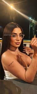 Acompanhante Alice Medeiros