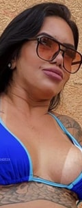Acompanhante Morena