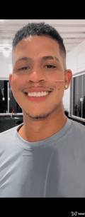 Acompanhante Mikael