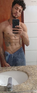 Acompanhante Ruivo