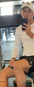Acompanhante Simon Viana
