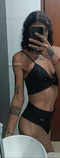 Acompanhante Moira