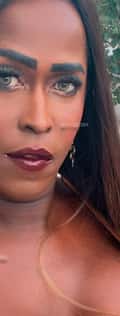 Acompanhante Nicole Gold