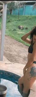 Acompanhante Evelyn Martins