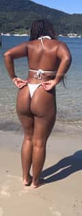 Acompanhante Camila