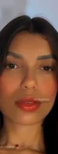 Acompanhante Elena Gilbert