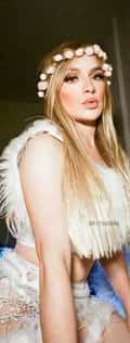 Acompanhante Isis Hotblondegirl