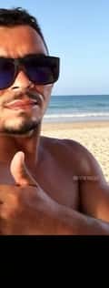 Acompanhante Oliveira