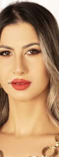 Acompanhante Allana