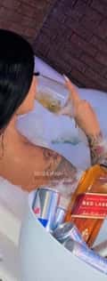 Acompanhante Paty