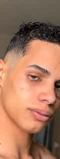 Acompanhante Enzo Assis