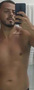 Acompanhante Tiago Delfin