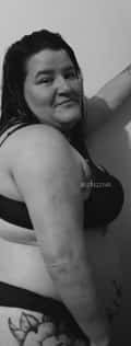 Acompanhante Polly