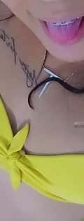 Acompanhante Morena