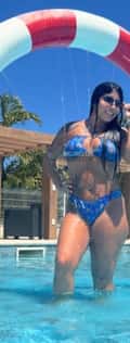 Acompanhante Luana