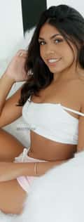 Acompanhante Mel Menezes