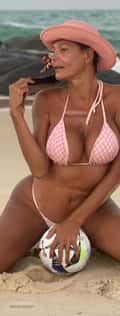 Acompanhante Paola