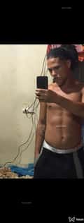 Acompanhante Cabelo