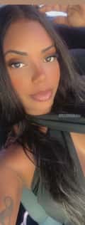 Acompanhante Lara Carvalho
