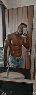 Acompanhante Felipe Barboza