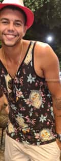 Acompanhante Arthur Alves