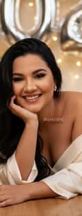 Acompanhante Mariana