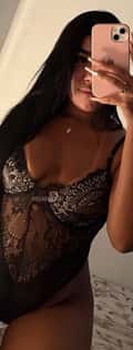 Acompanhante Yasmin Menezes