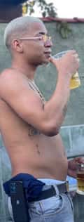 Acompanhante Alexandre