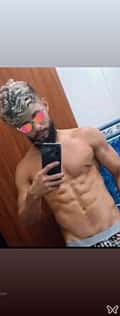 Acompanhante João Heitor