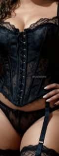 Acompanhante Aline Black