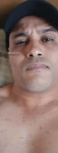 Acompanhante Derik