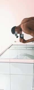 Acompanhante Lucas