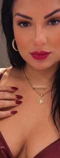 Acompanhante Camila