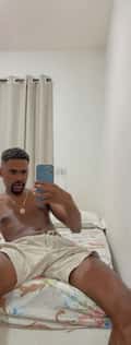 Acompanhante Pedro