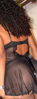 Acompanhante Yasmim Martins