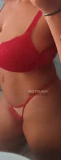 Acompanhante Morena