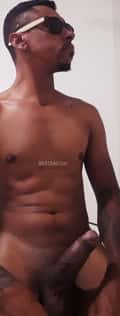 Acompanhante Adriano Mineiro