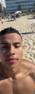 Acompanhante Alex Baeta