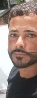 Acompanhante Carlos
