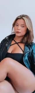 Acompanhante Thalia Almeida