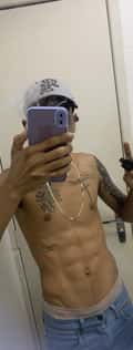 Acompanhante Carlos