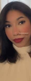 Acompanhante Yasmin