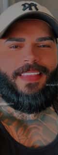 Acompanhante Luccas
