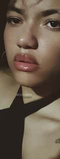 Acompanhante Nicolle Alves