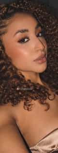 Acompanhante Mirelle
