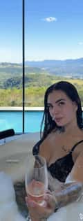 Acompanhante Larissa Guedes