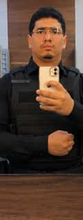 Acompanhante Pedro Victor
