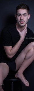 Acompanhante Kay